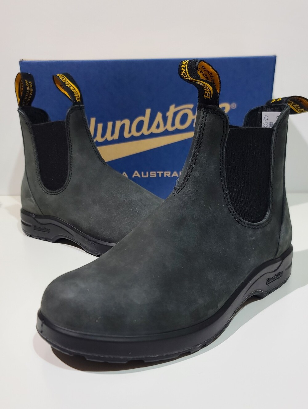 Blundstone 2055 All Terrain Chelsea Boots - Rustic Black US Women's 7 NEW